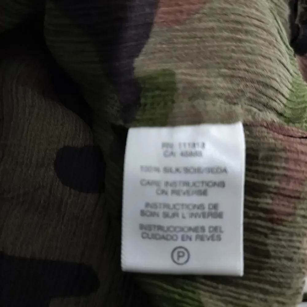4994)Michael Kors Camouflage Silk Georgette semi Sheer Pullover Hooded Blouse M - Picture 10 of 11